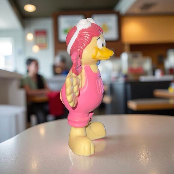 1995 McDonald's Happy Meal Birdie the Early Bird PVC Figure A37 - Picture 4 of 4